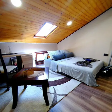 Apartamento Low Budget With Breakfast #3 Varna