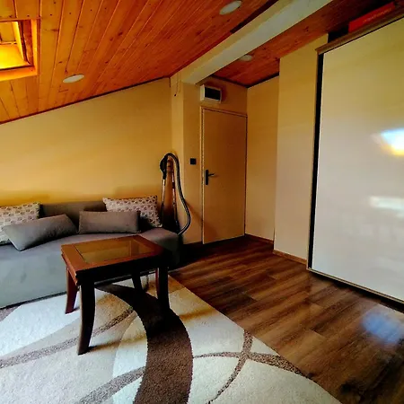 Low Budget With Breakfast #3 * Varna